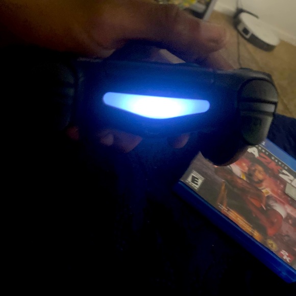 ❌SOLD❌. PS4 Controller🎮 with NBA 2K20(50$) - Picture 3 of 3